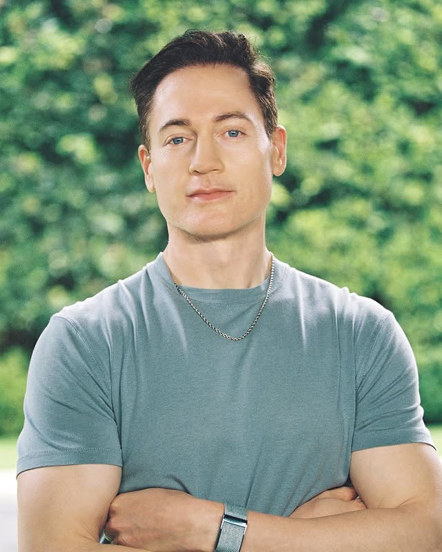 Брайан Джонсон, 47 лет